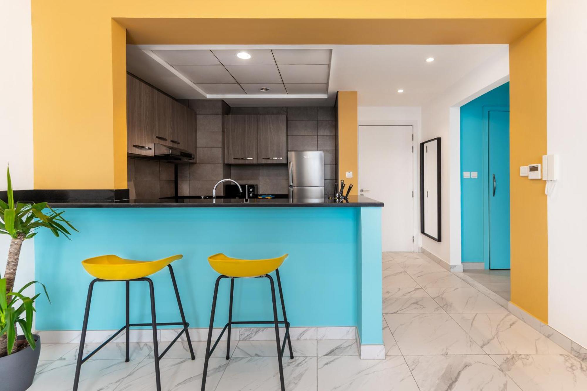 Izzzi Life Mint Aparthotel Dubai Exterior photo